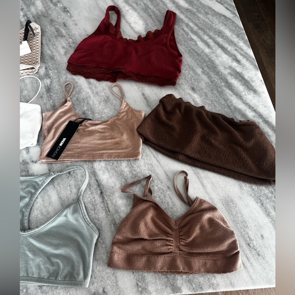 Boho Bundle 9 PC ($250 Value) Anthropologie, Fashion Nova, PINK + Cropped tops 🔥 - Picture 2 of 15